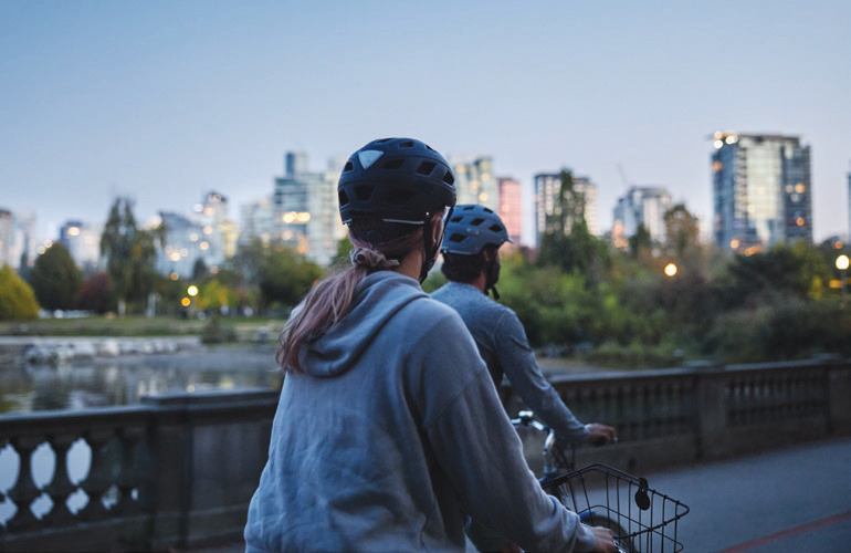 Cycling tours of the city are a great way to learn more about Vancouver’s neighborhoods and sites.