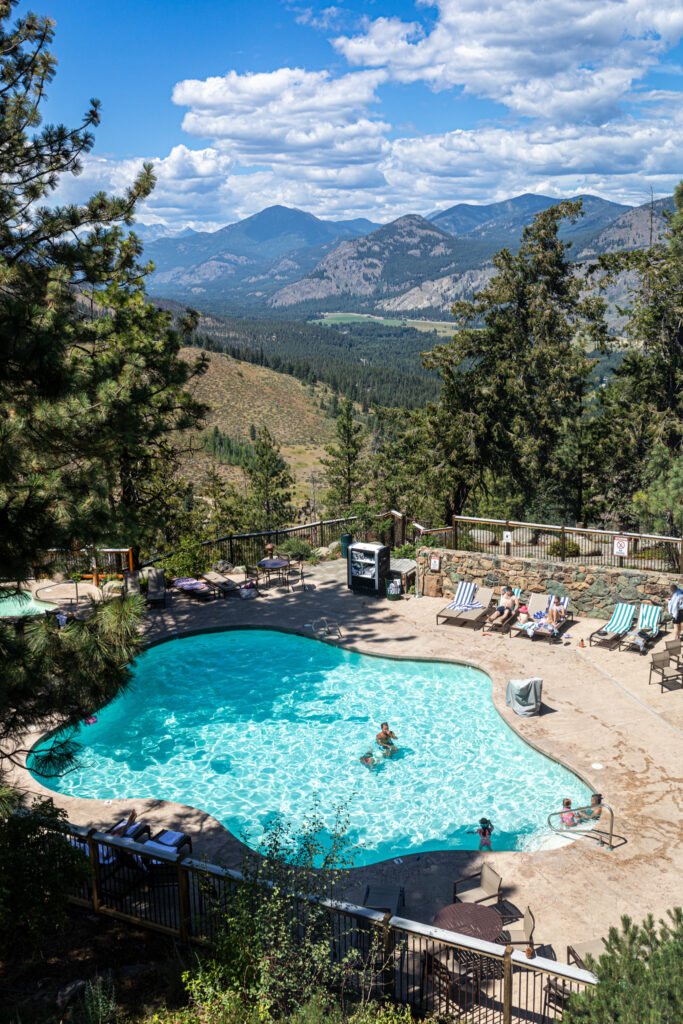 Sun Mountain Lodge pool